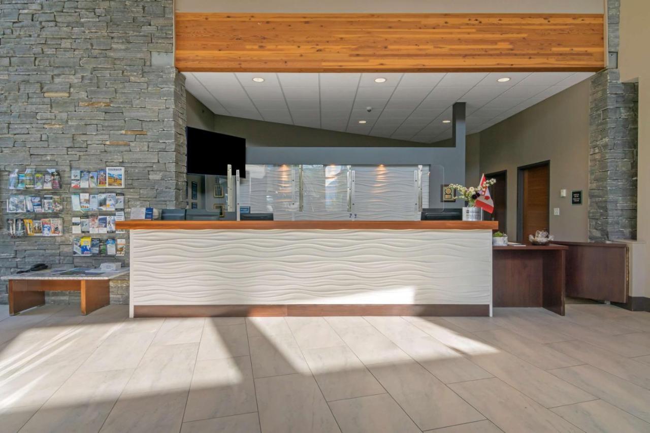 Best Western Plus Revelstoke Luaran gambar