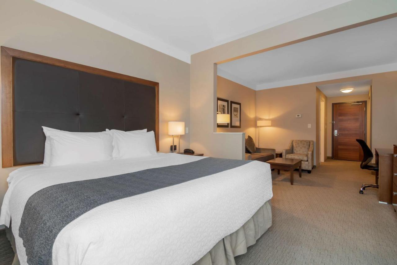 Best Western Plus Revelstoke Luaran gambar
