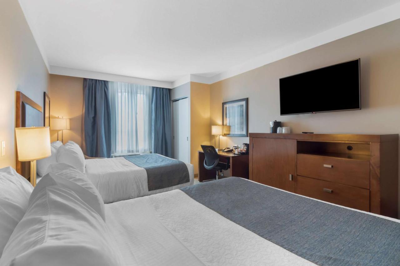 Best Western Plus Revelstoke Luaran gambar